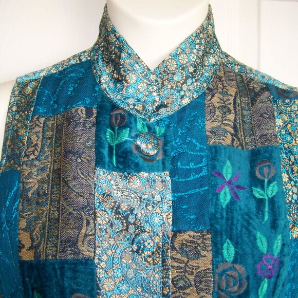 TravelSmith Multi Color Boho Hippie Chic Five Button Vest Button-down Top - Picture 6 of 8